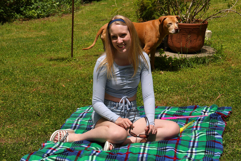 Лена, 25